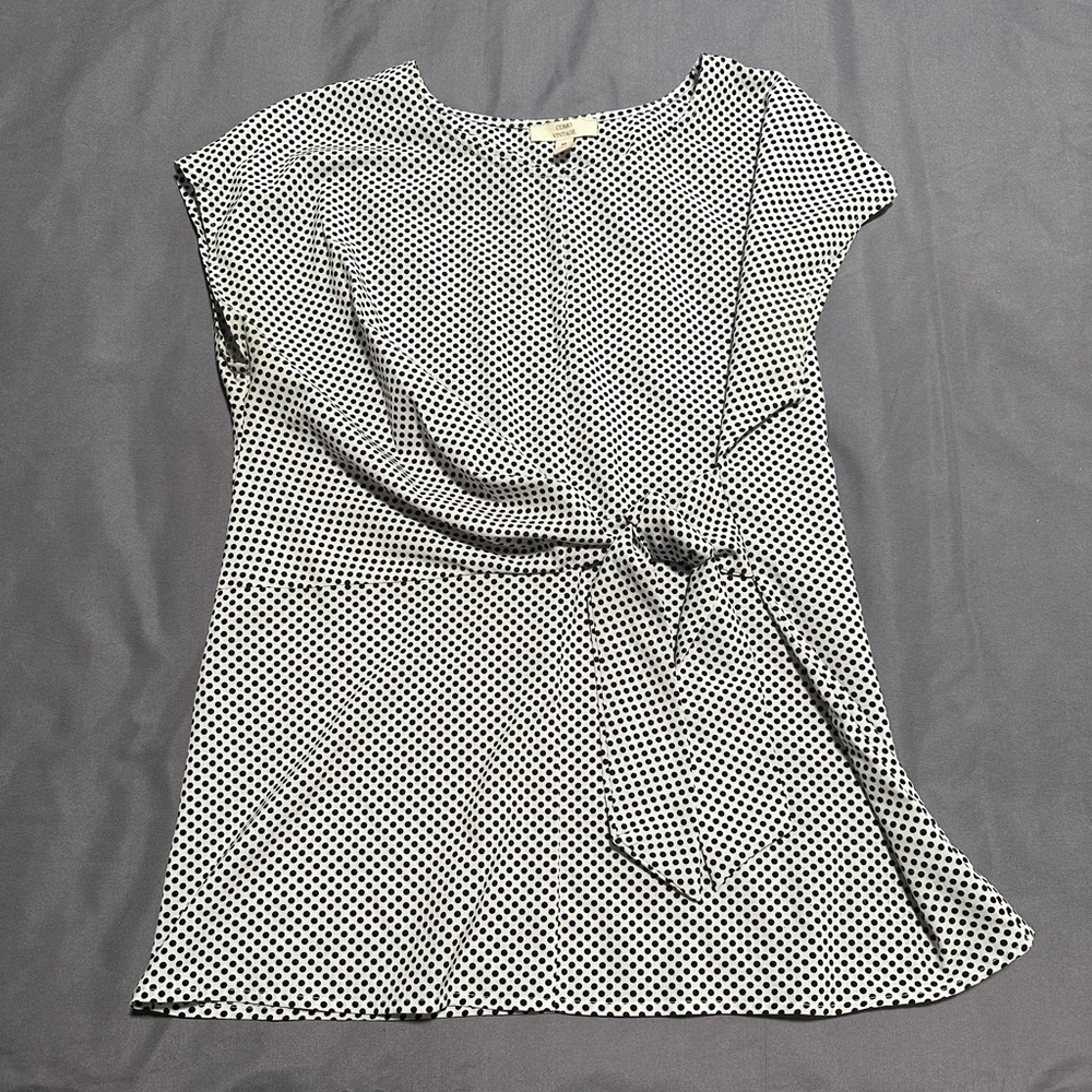 Polka Dot Tie Front Work Shirt 🖤🤍